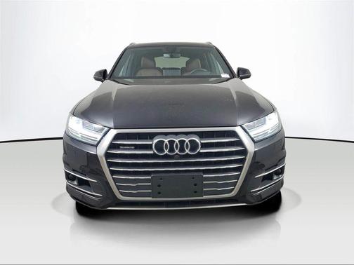 2019 Audi Q7 55 Prestige