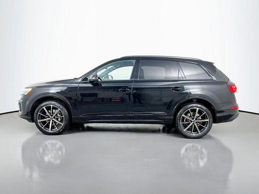 2026 Audi Q7 45 Premium Plus