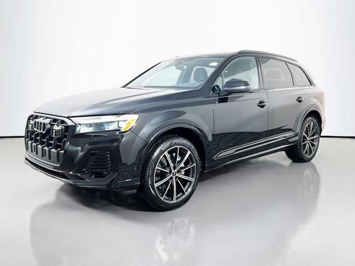 2026 Audi Q7 45 Premium Plus