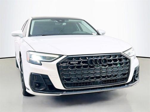 2022 Audi A8 L 55 TFSI quattro Tiptronic