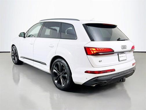 2026 Audi Q7 55 Premium Plus