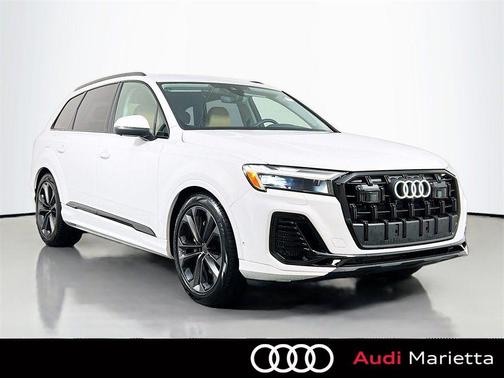 2026 Audi Q7 55 Premium Plus