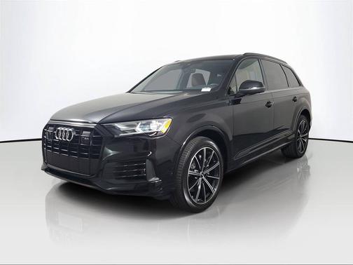 Mythos Black Metallic 2023 Audi Q7 55 Premium Plus