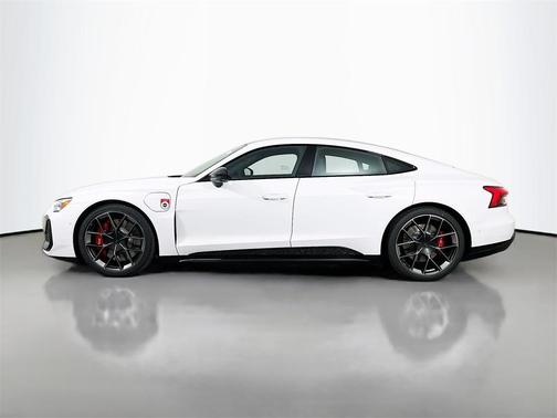 2026 Audi RS e-tron GT quattro