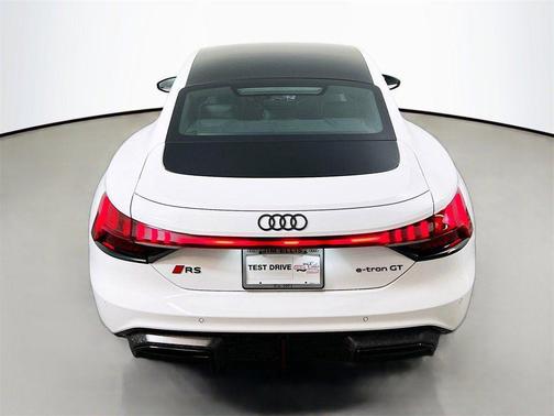 arkona white 2026 Audi RS e-tron GT quattro