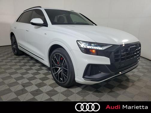 2023 Audi Q8 55 Premium Plus