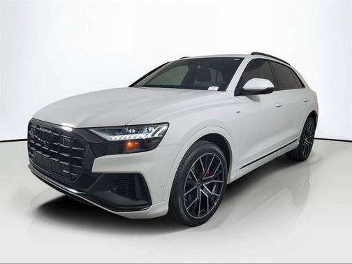 2023 Audi Q8 55 Premium Plus