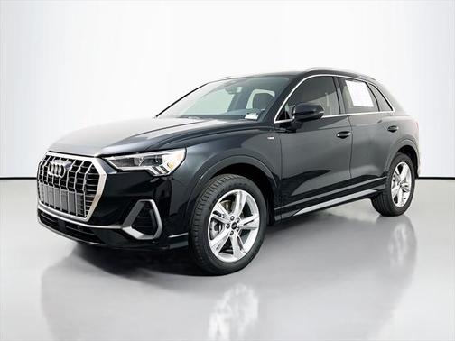 2024 Audi Q3 45 S line Premium Plus