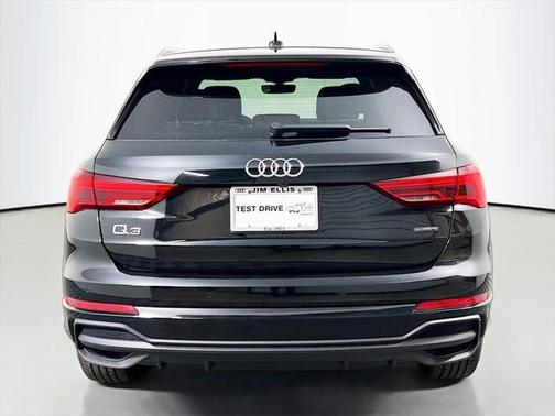 2024 Audi Q3 45 S line Premium Plus