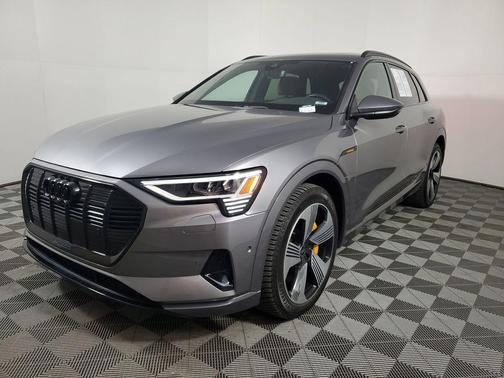 2023 Audi e-tron Premium Plus quattro