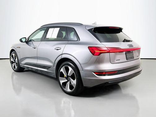 2023 Audi e-tron Premium Plus quattro