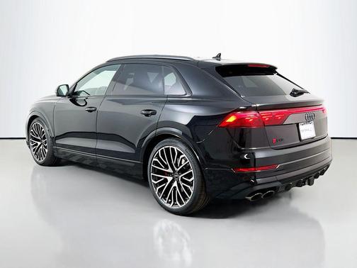 2026 Audi SQ8 4.0T Prestige