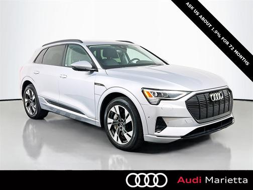 2022 Audi e-tron Premium