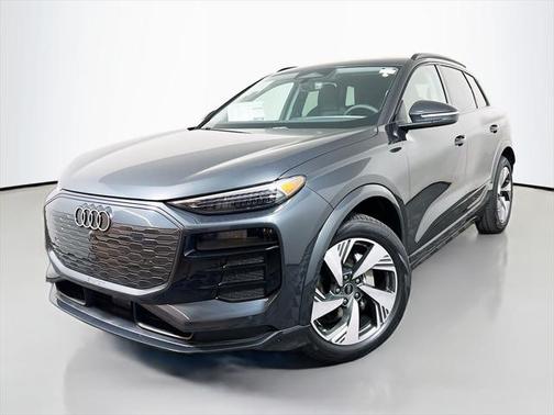 2025 Audi Q6 e-tron Premium Plus quattro