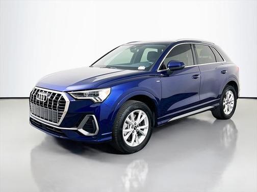 2023 Audi Q3 45 S line Premium Plus