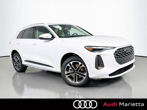 2025 Audi Q5 Premium