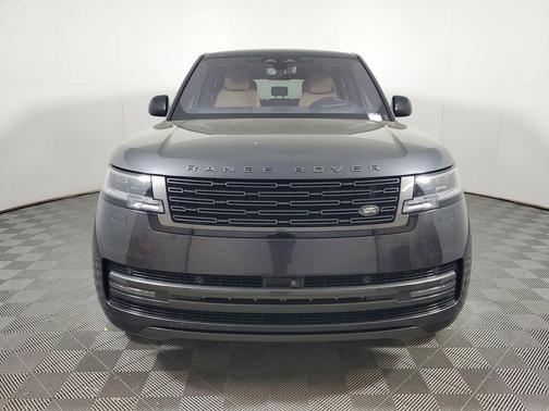 Black 2023 Land Rover Range Rover P530 SE