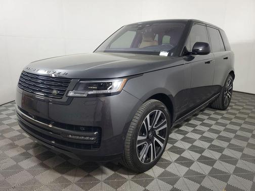 Black 2023 Land Rover Range Rover P530 SE