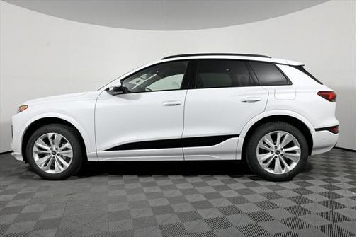 2025 Audi Q6 e-tron Premium