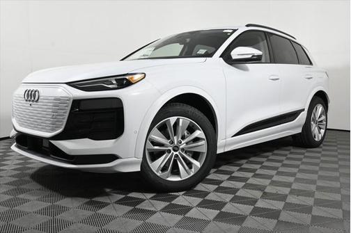 2025 Audi Q6 e-tron Premium