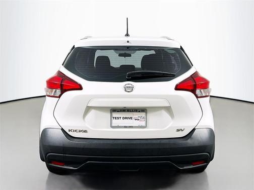 2019 Nissan Kicks SV
