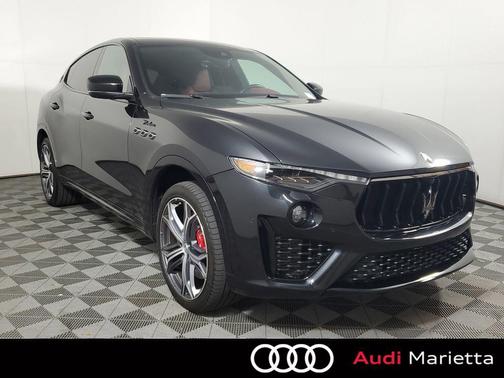 Nero Ribelle Metallic 2022 Maserati Levante Modena