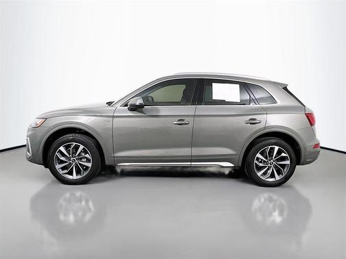 2023 Audi Q5 45 S line Premium