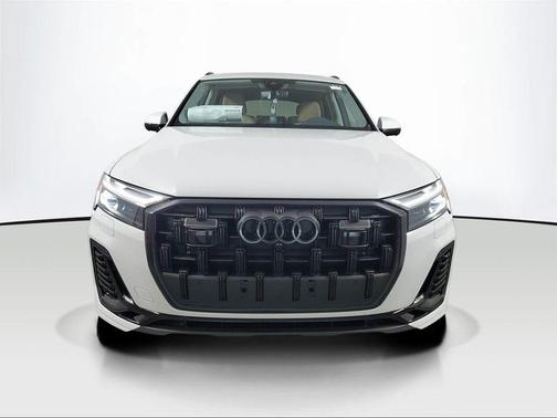 2026 Audi Q7 55 Premium Plus