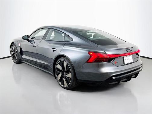 2026 Audi S e-tron GT Prestige quattro