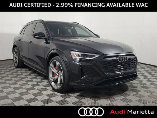 Mythos Black Metallic 2024 Audi SQ8 4.0T Prestige