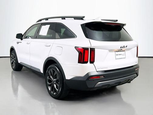 2023 Kia Sorento EX