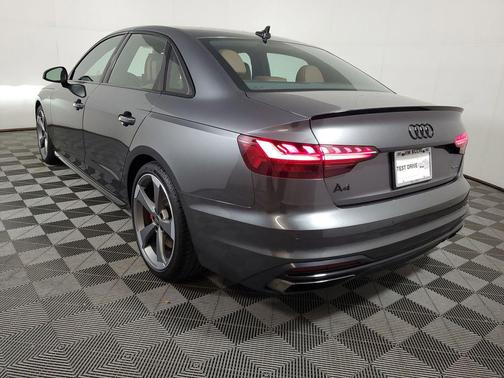Daytona Gray Pearl Effect 2024 Audi A4 45 S line Premium Plus