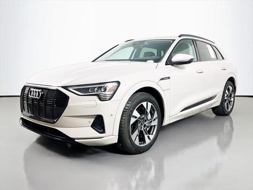 2021 Audi e-tron Premium