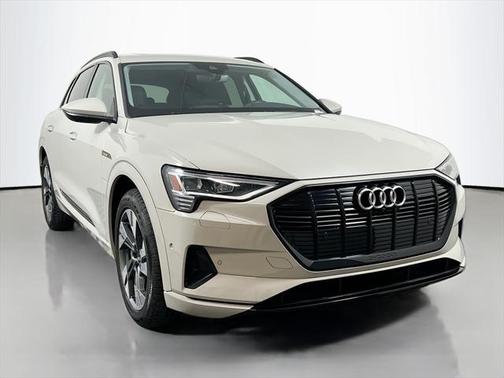2021 Audi e-tron Premium