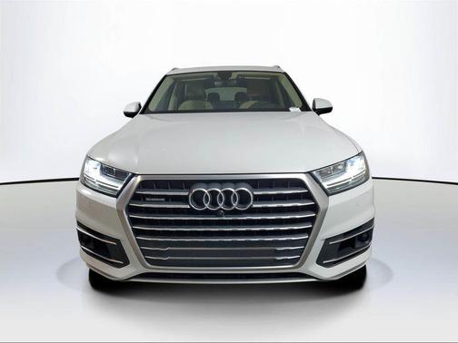 2019 Audi Q7 55 Prestige