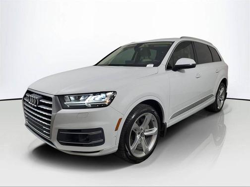 2019 Audi Q7 55 Prestige