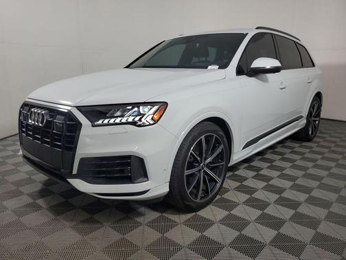 Glacier White Metallic 2023 Audi Q7 55 Prestige