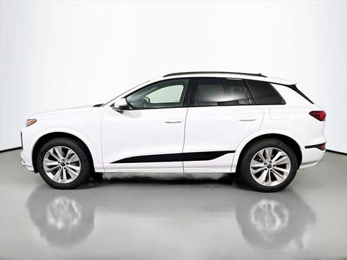 2025 Audi Q6 e-tron Premium Plus
