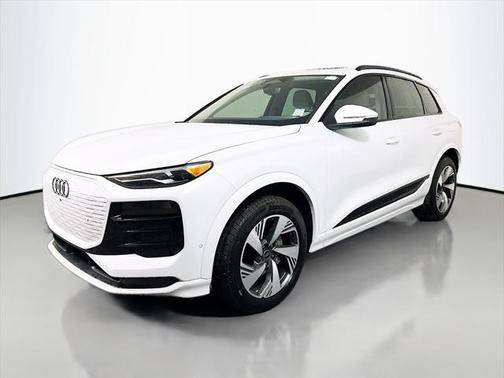 2025 Audi Q6 e-tron Premium quattro