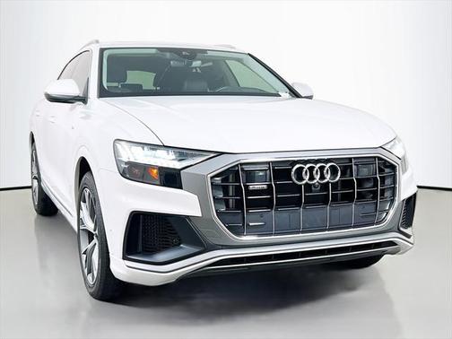 2023 Audi Q8 55 Prestige