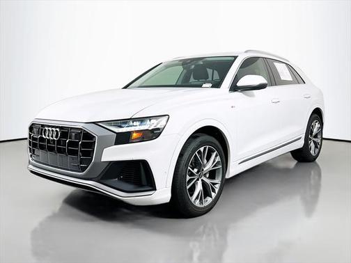 2023 Audi Q8 55 Prestige