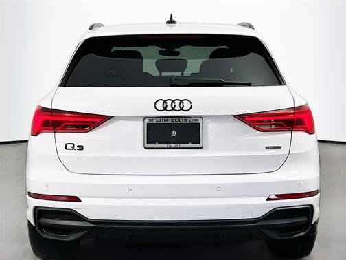 2023 Audi Q3 45 S line Premium Plus