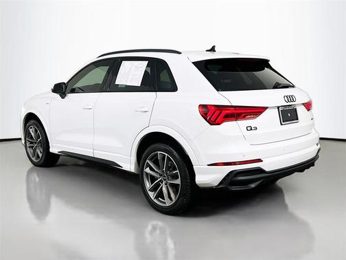 2023 Audi Q3 45 S line Premium Plus