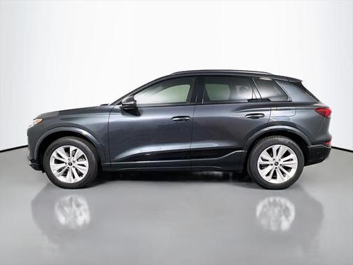 2025 Audi Q6 e-tron Premium Plus