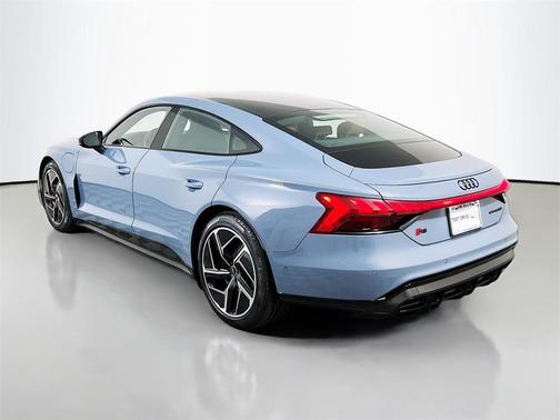 2023 Audi RS e-tron GT quattro