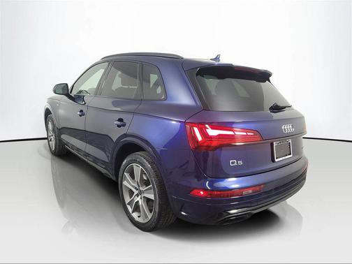 2025 Audi Q5 45 S line Premium
