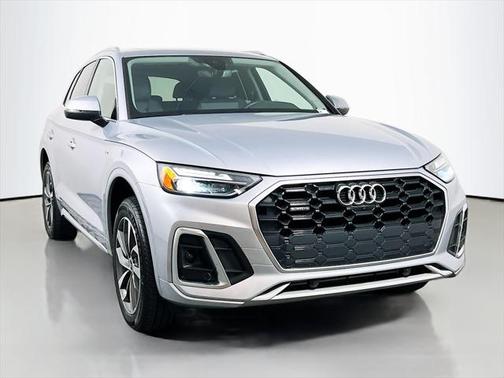 2024 Audi Q5 45 S line Premium Plus