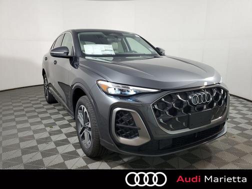 Daytona Gray Pearl Effect 2026 Audi Q5 Sportback Premium Plus TFSI quattro S tronic