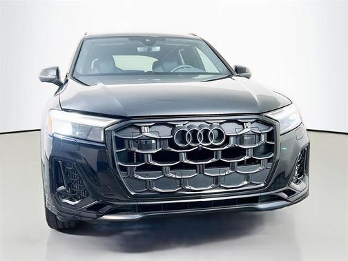 2025 Audi SQ7 4.0T Premium Plus