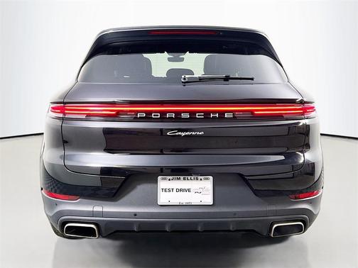 2024 Porsche Cayenne Base